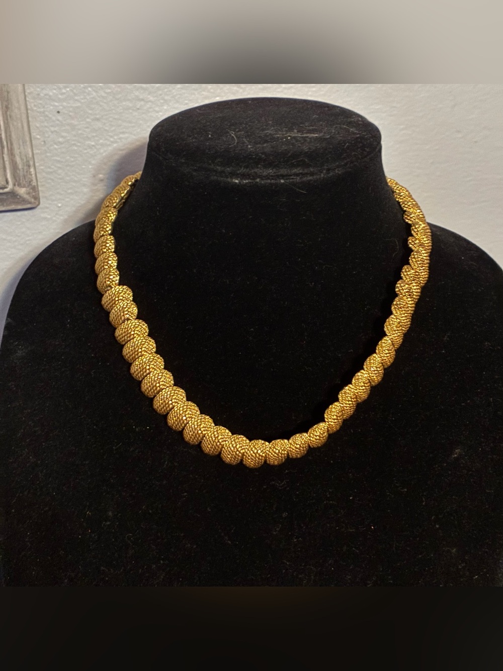 Vtg Napier Gold Tone Textured Necklace Chunky Ribbed Links Foldover Claap
